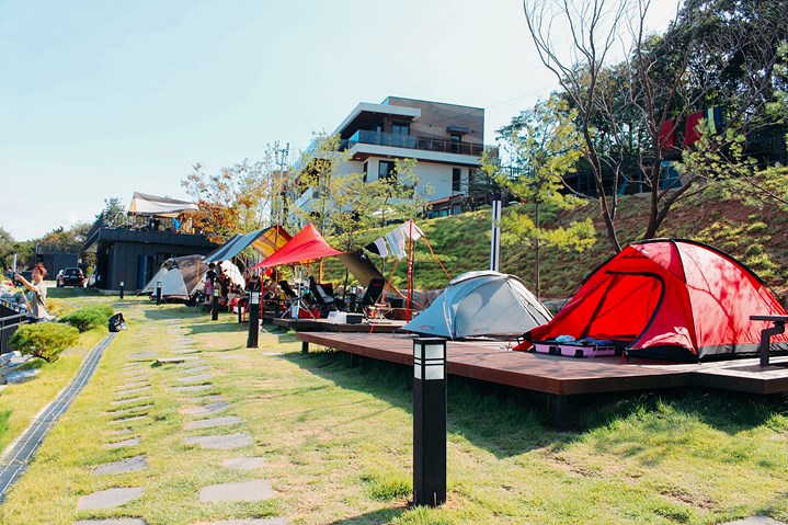 무의도 섬뜰아래 캠핑장 소개