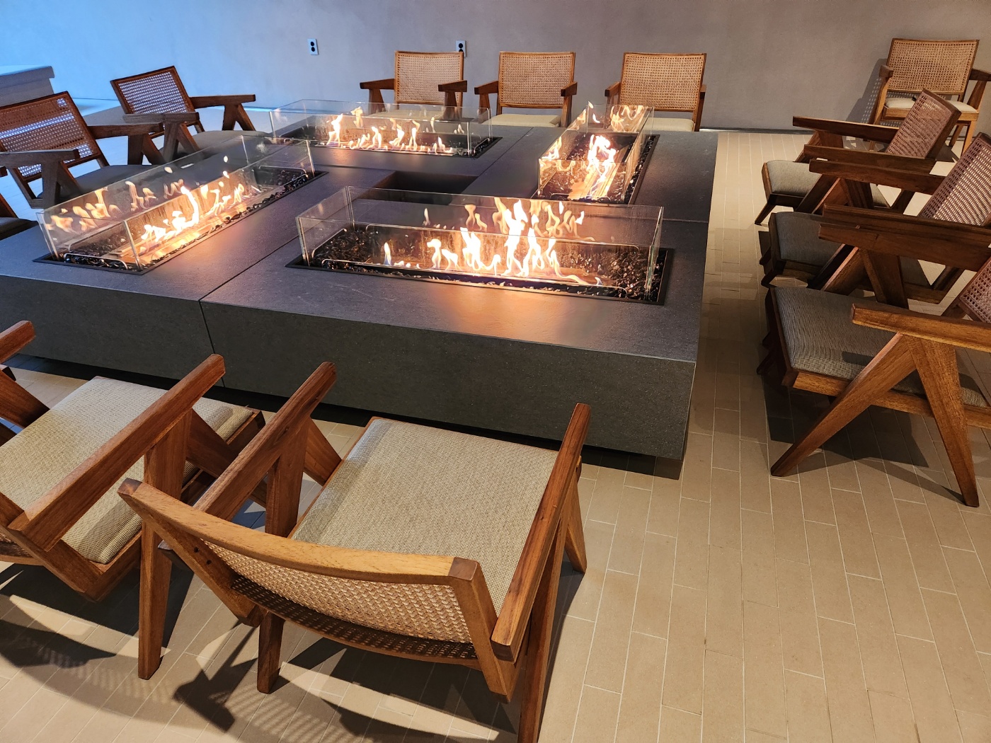 그래픽바이대신