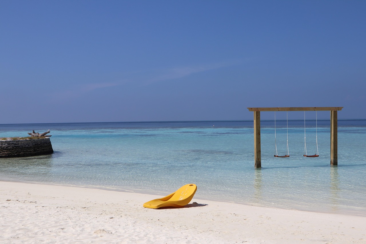 파란하늘-푸른바다-그네