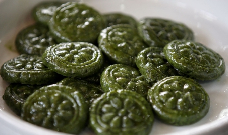 한국의 떡 종류 오그랑떡-수리취떡