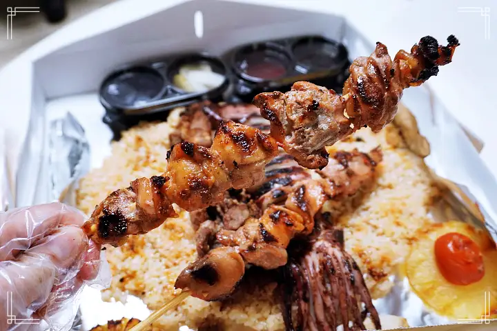 네모세모 강릉 맛집 필리핀 스타일 튀김 족발 스페셜 살로살로 바베큐 BBQ 맛있는 가게