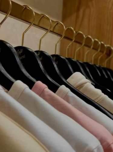 옷걸이 변형 없이 보관하는 법