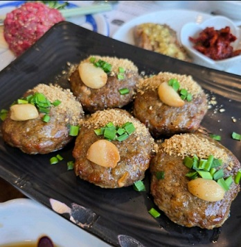 여주쌀밥한정식-한국기행-한돈떡갈비