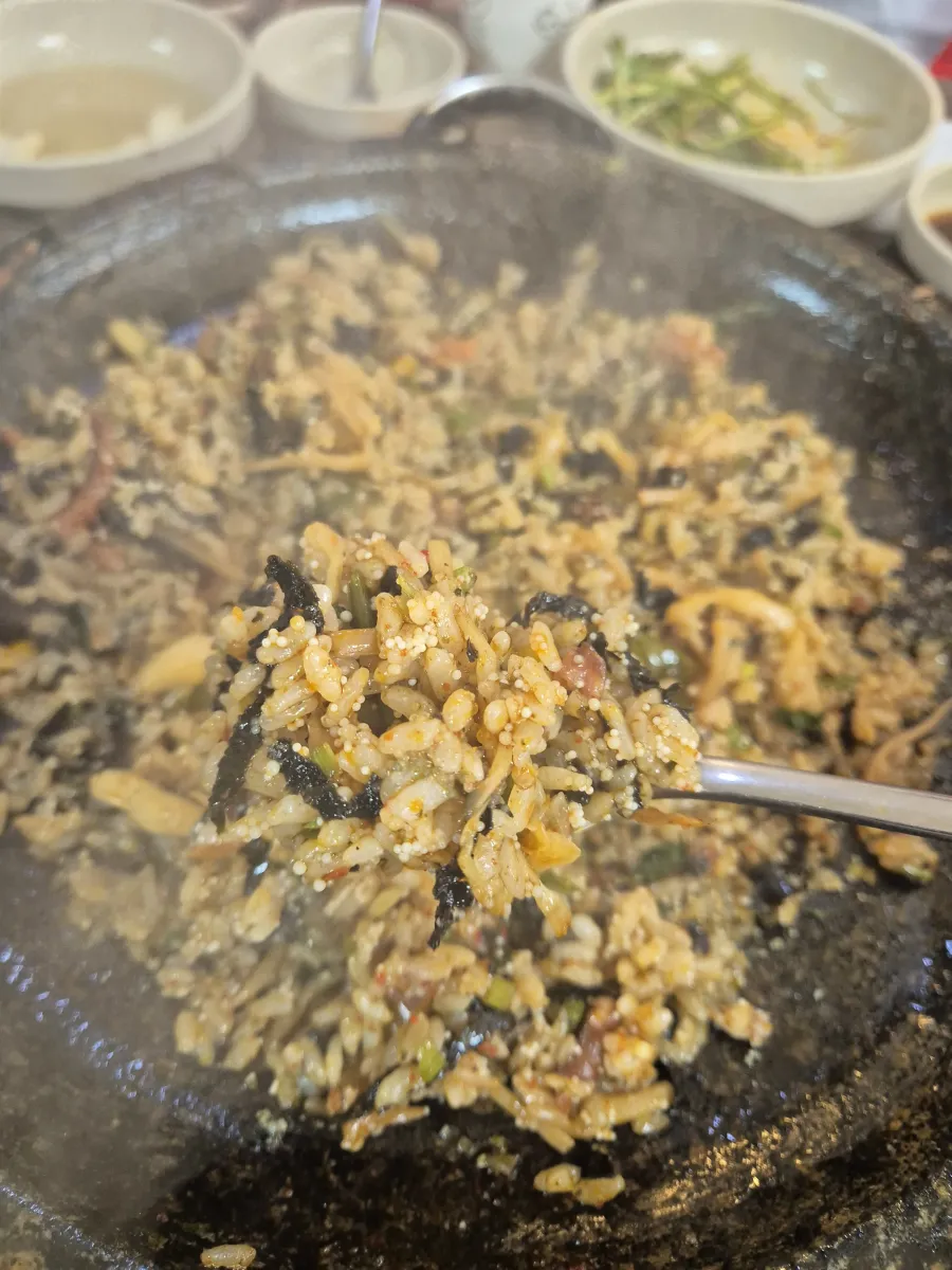 여름 보양식 추천 낙지 볶음밥