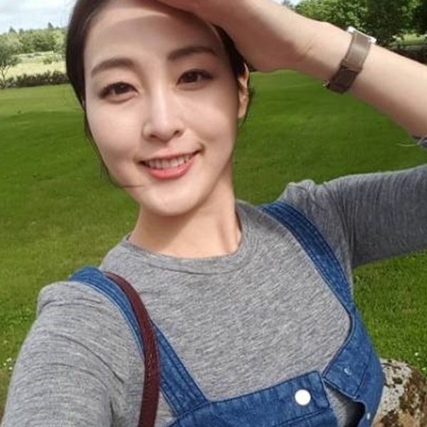 신아영 아나운서 골반 움짤 결혼 나이 프로필