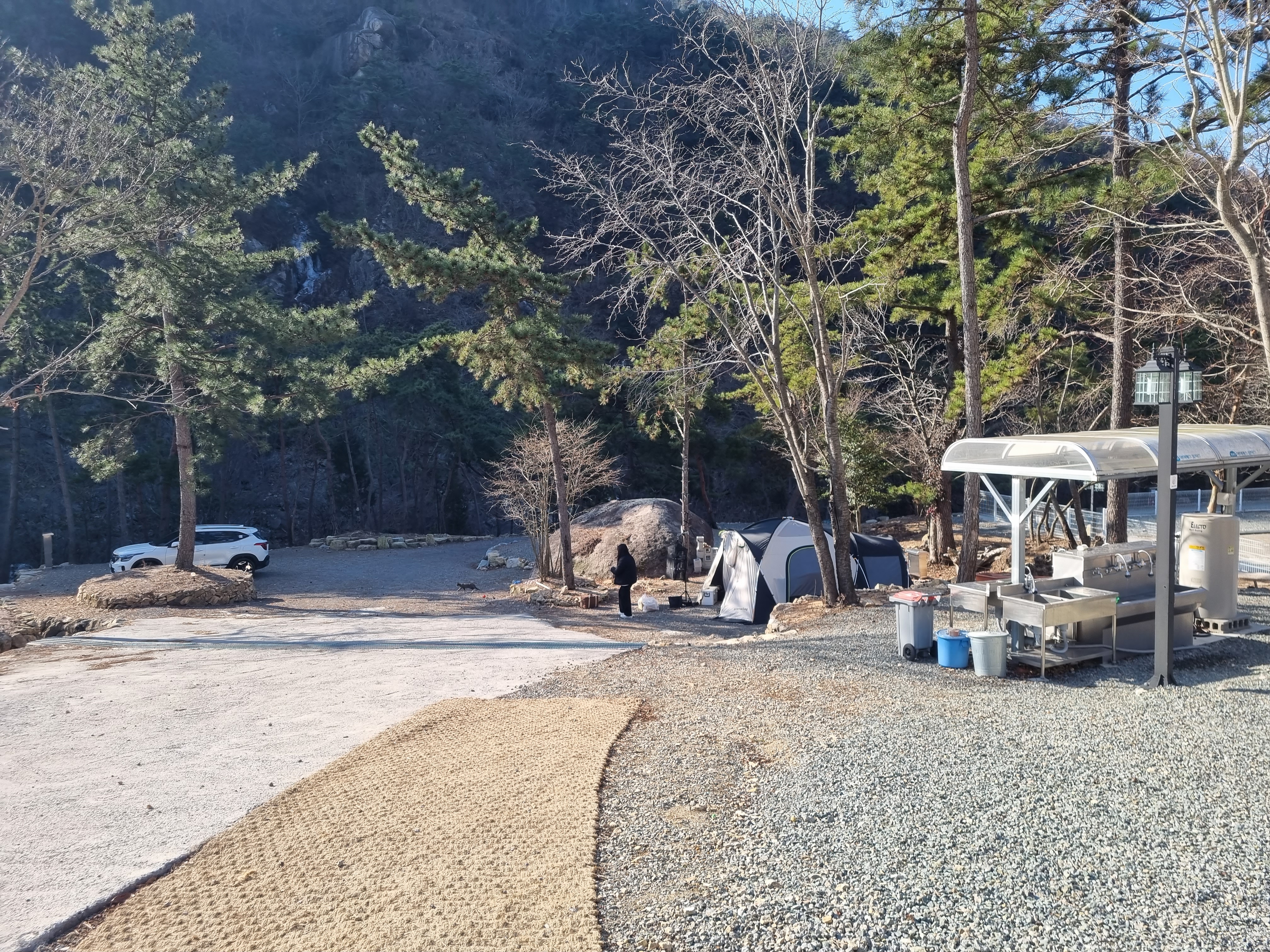 시간과 바깥 캠핑장