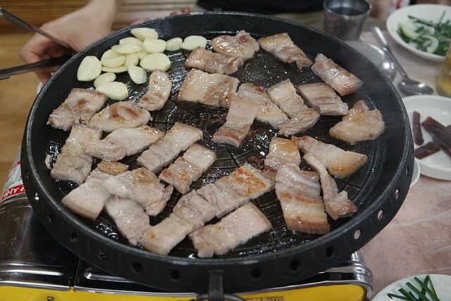 삼겹살-먹는-꿈-해몽