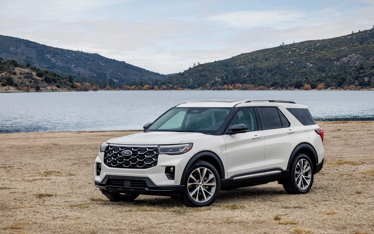 포드 익스플로러 이미지