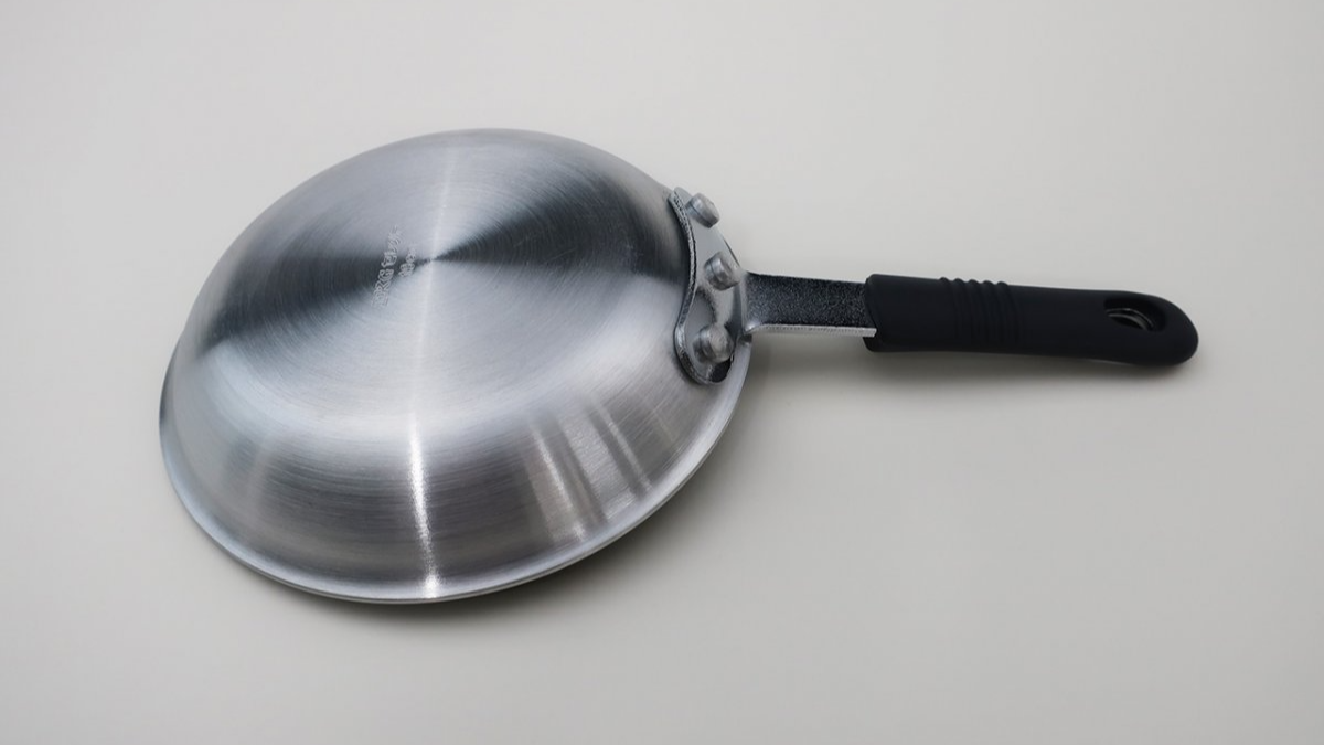 테프론 프라이팬 길들이기 주의사항과 팁