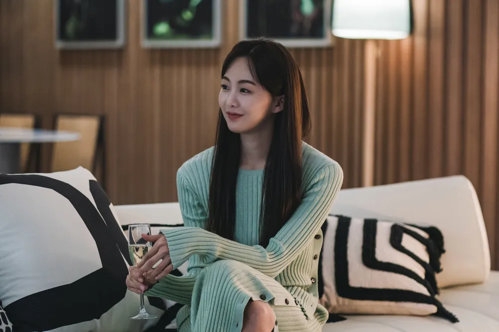 금새록