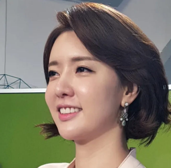 정지원 아나운서