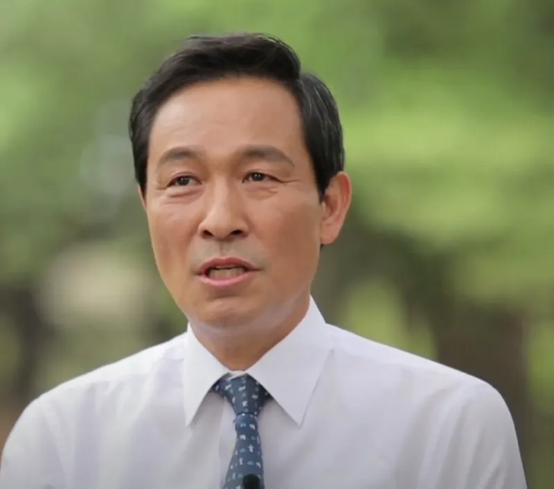 국회의원 인터뷰 사진42.webp