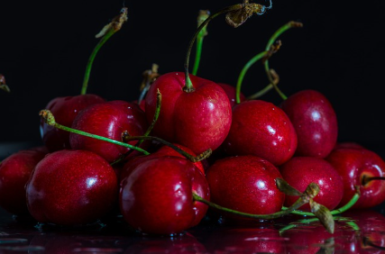 식습관과 수면: 무엇을 먹어야 잘 잘 수 있을까?