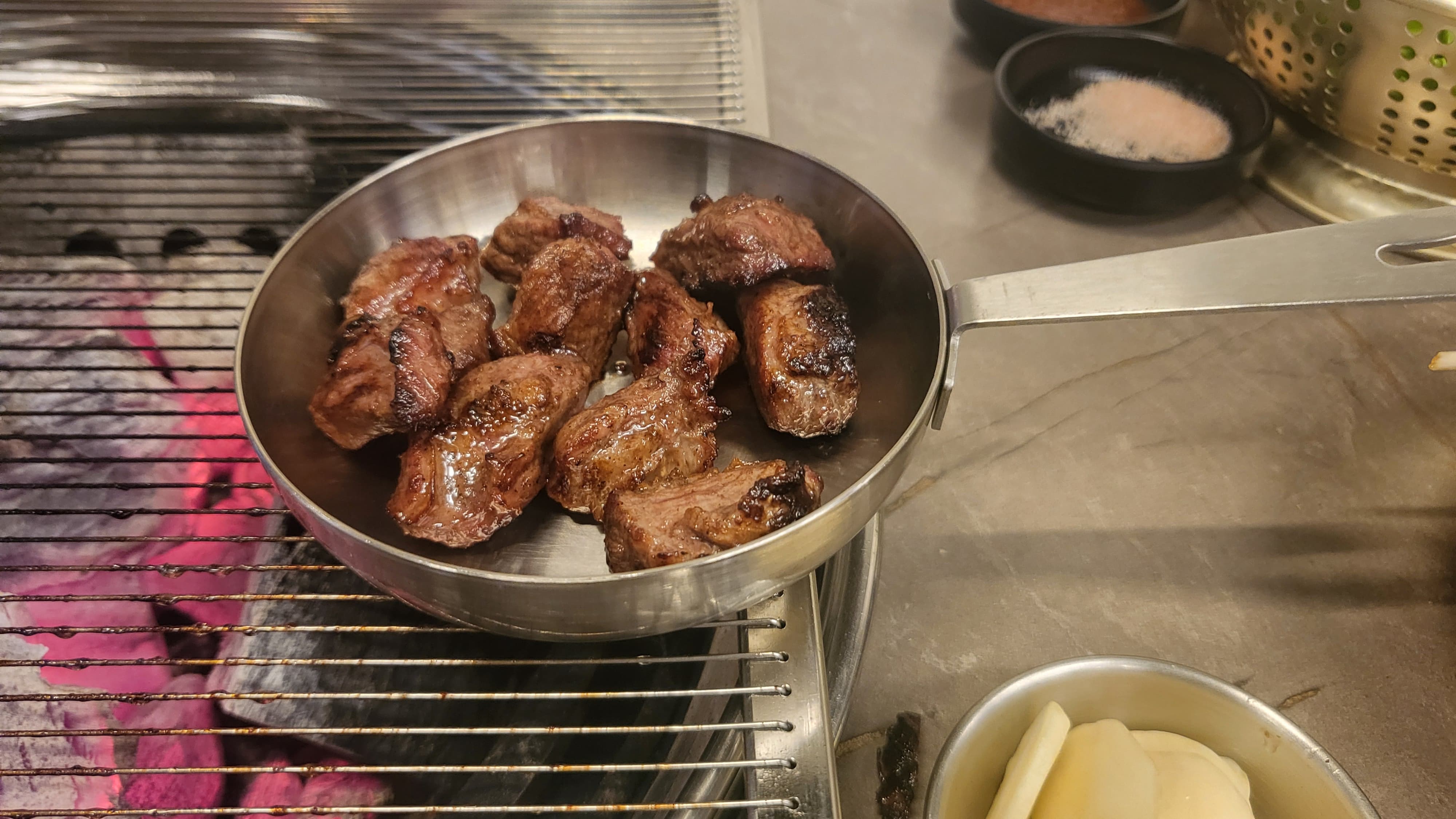 [창신역 맛집 ] 고기맛집 천만참숯구이 ❘ 숯불향 가득한 맛집 추천
