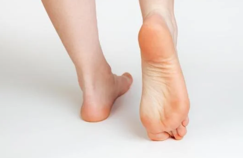 발바닥통증의 원인과 부위별 설명 병원 선택 정보