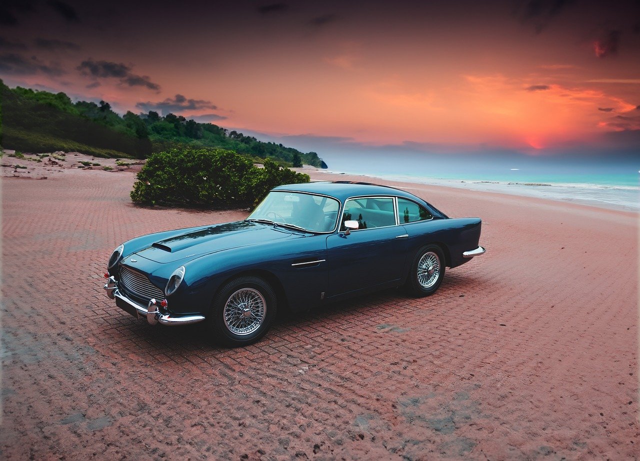007본드카 Aston Martin DB4 관련 사진
