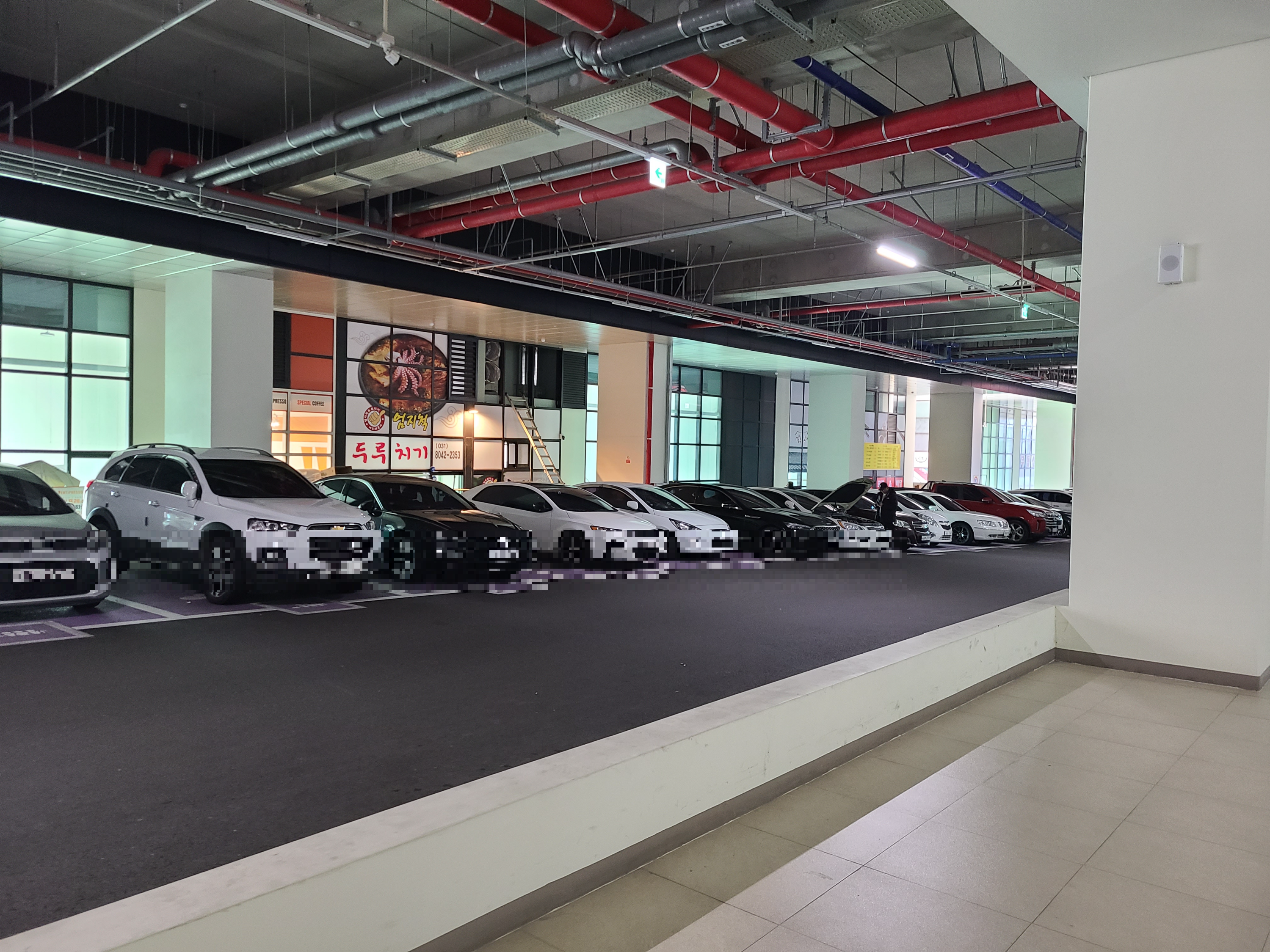 매화 리드스마트스퀘어 1층 내부3