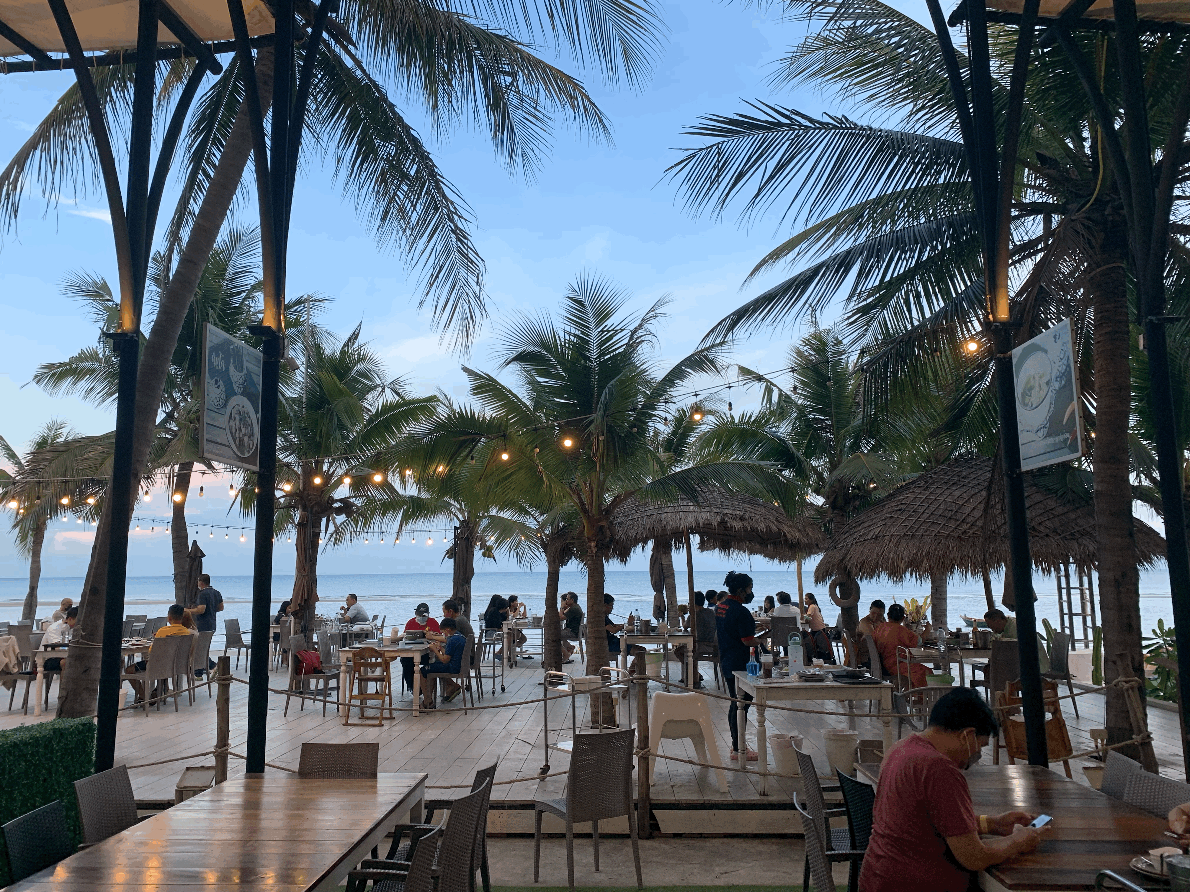 Chomview Seafood Restaurant