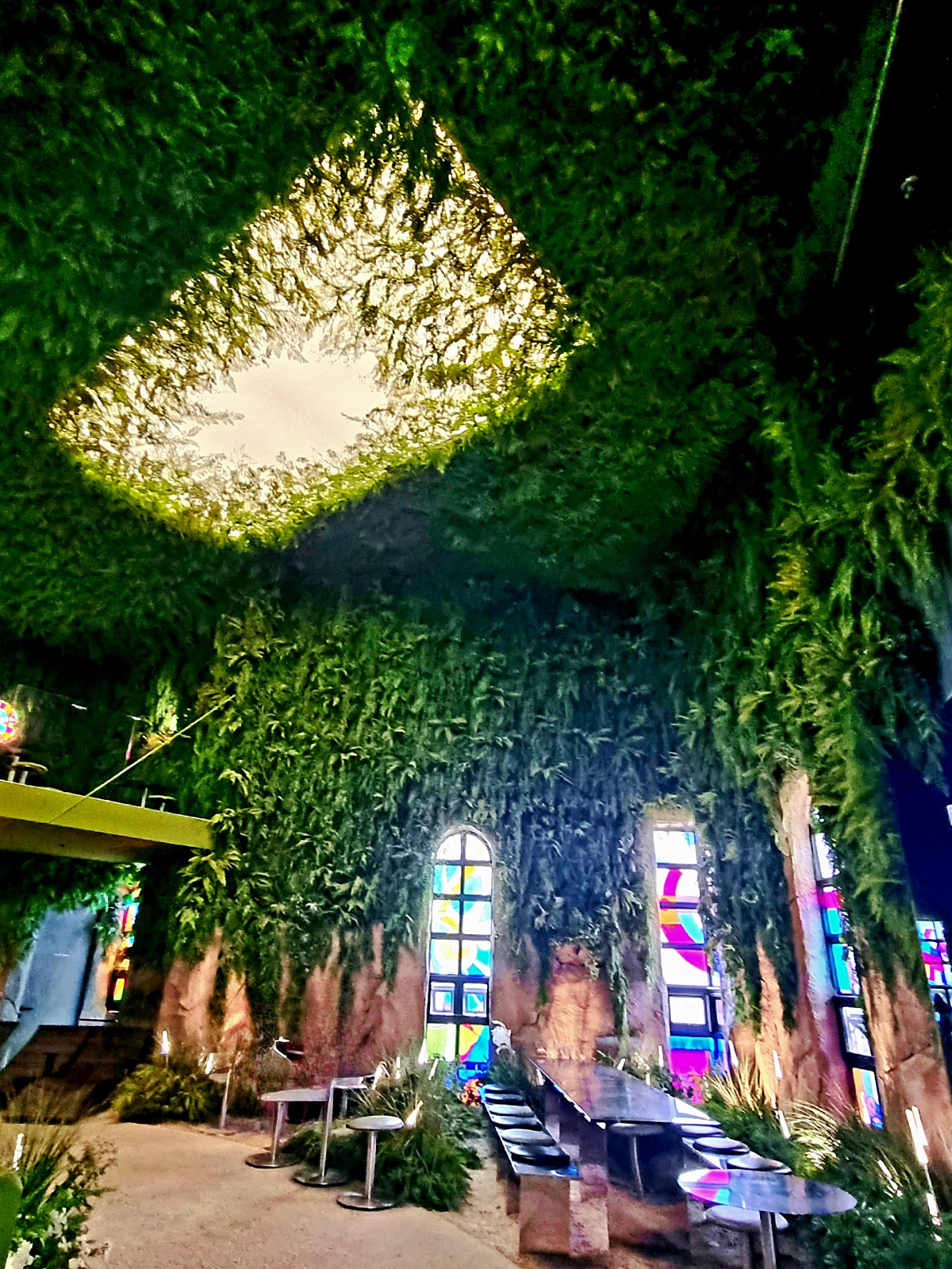 인천 핫플 영종도 을왕리 메이드림 카페: 전시, 공연, 다이닝, 베이커리로 즐기는 유니크한 매력