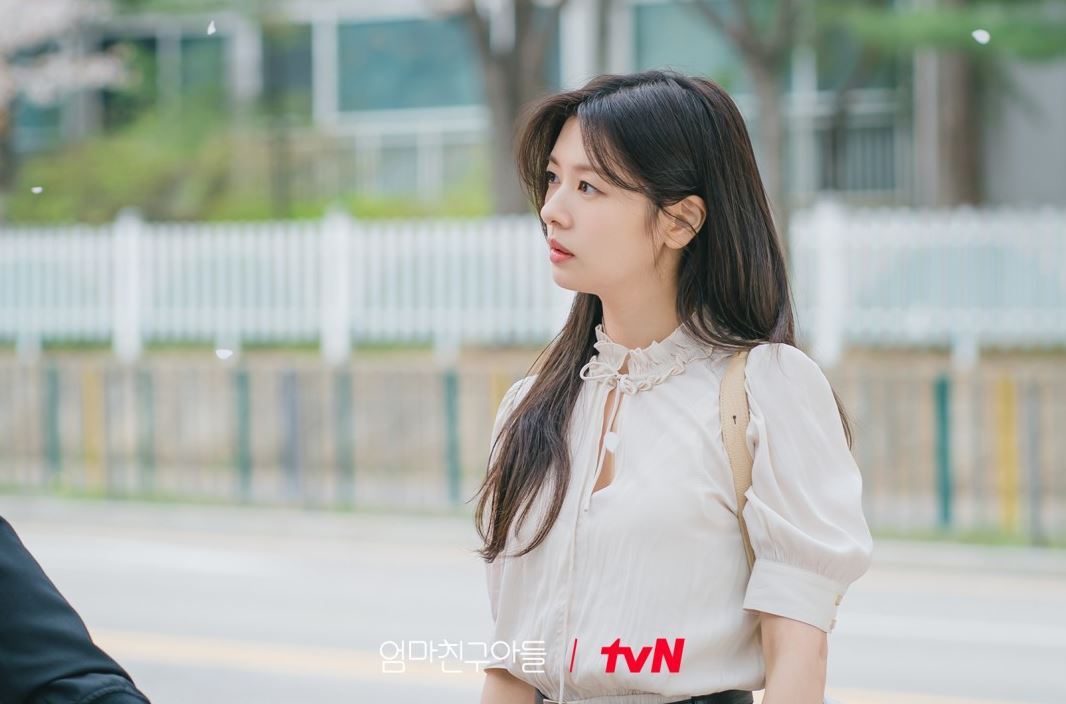 엄마친구아들 몇부작 시청률 재방송 편성표 줄거리 OTT