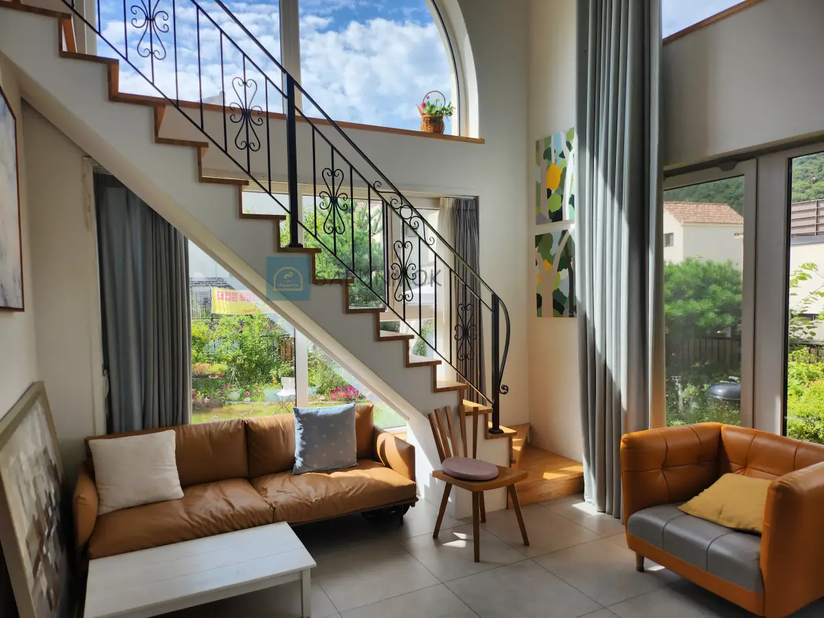 양평-피츠로이-가든-거실