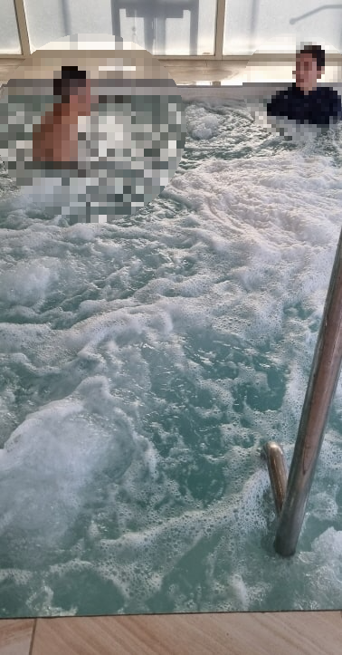 테리걸 호텔 크라운 플라자