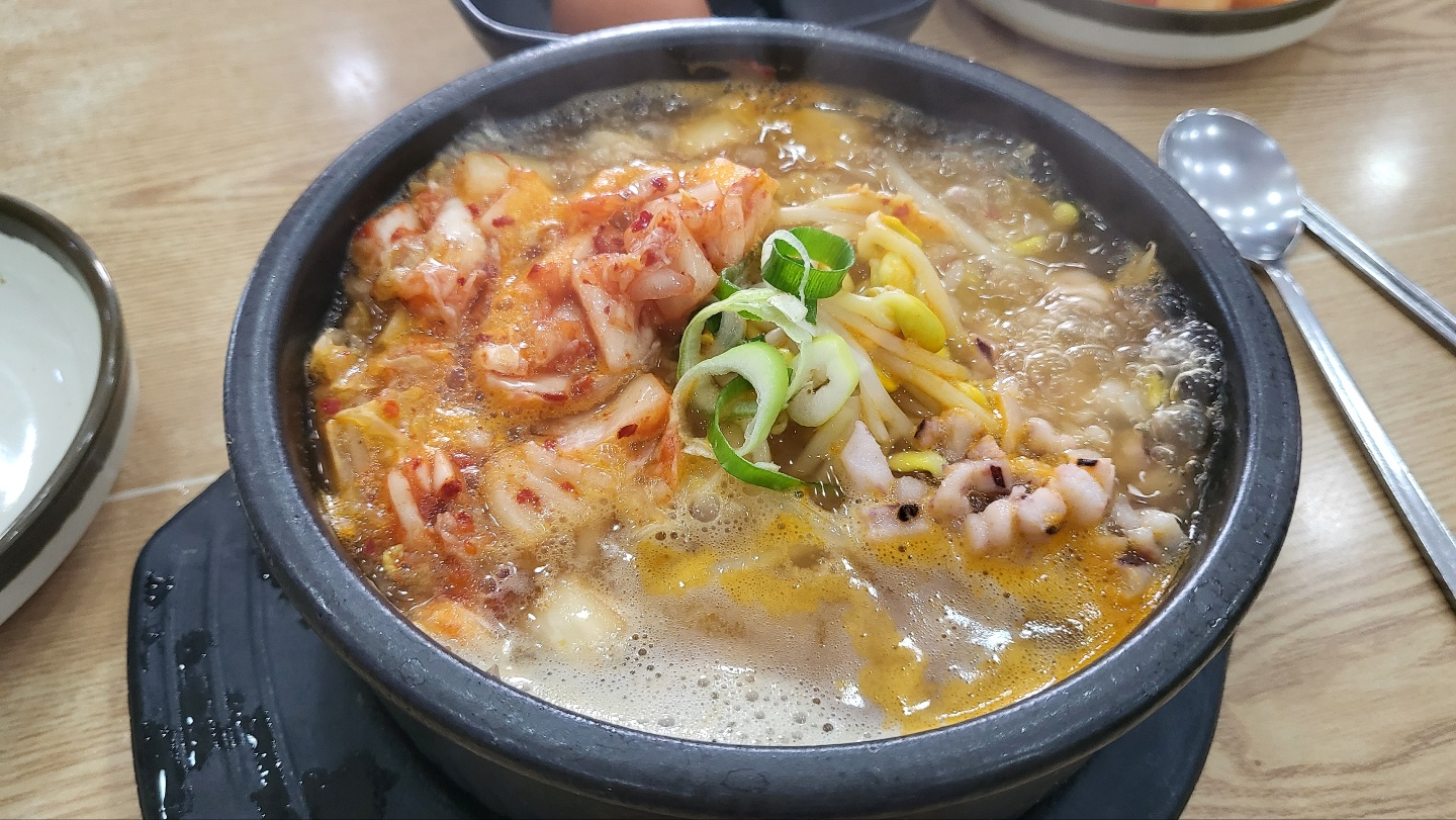 24시 전주 콩나물 국밥 맛집