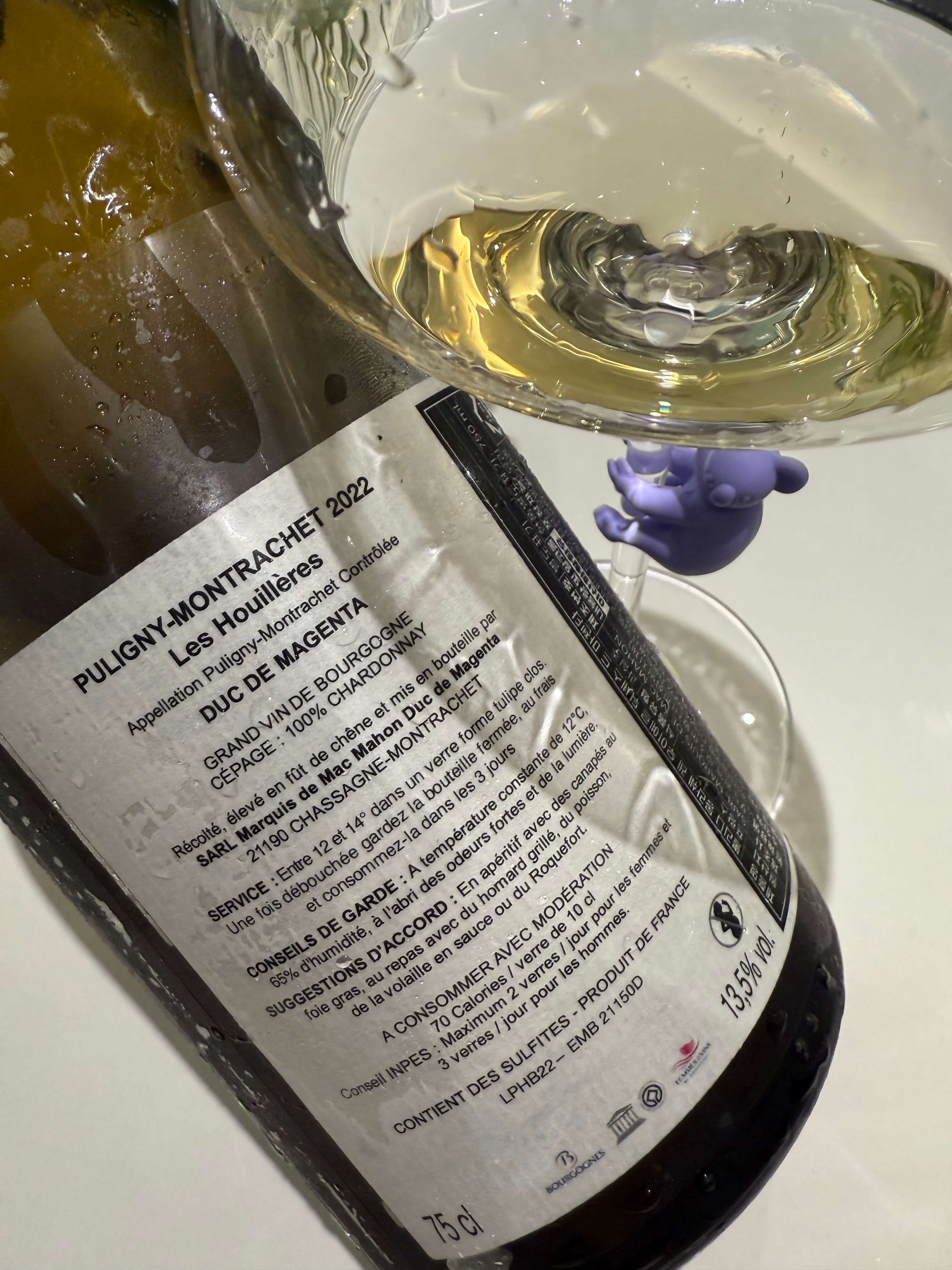 Louis Jadot Domaine Duc de Magenta Puligny-Montrachet “Les Houlières” 2022, Burgundy, France โ ๋ฃจ์ด ์๋ ๋๋ฉ ๋ฅ ๋ ๋ง์ ํ ํ๋ฆฌ๋ ๋ชฝ๋ผ์
ฐ '๋ ์ฐ์ด์๋ฅด' 2022