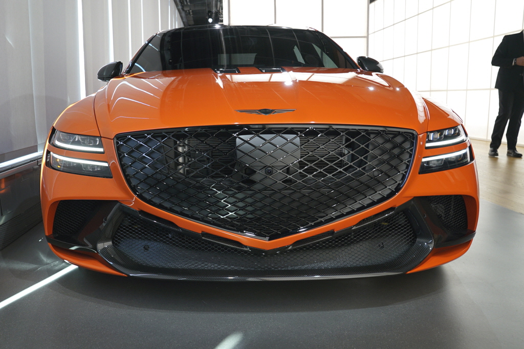 제네시스 G80 마그마