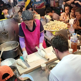광장시장칼국수달인