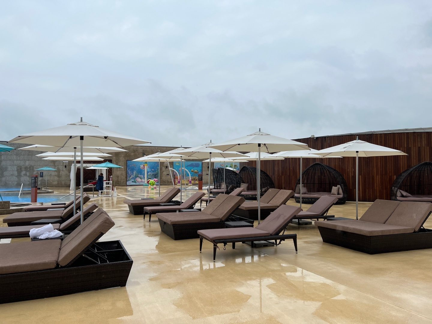 아쿠아필드 고양 실외 수영장