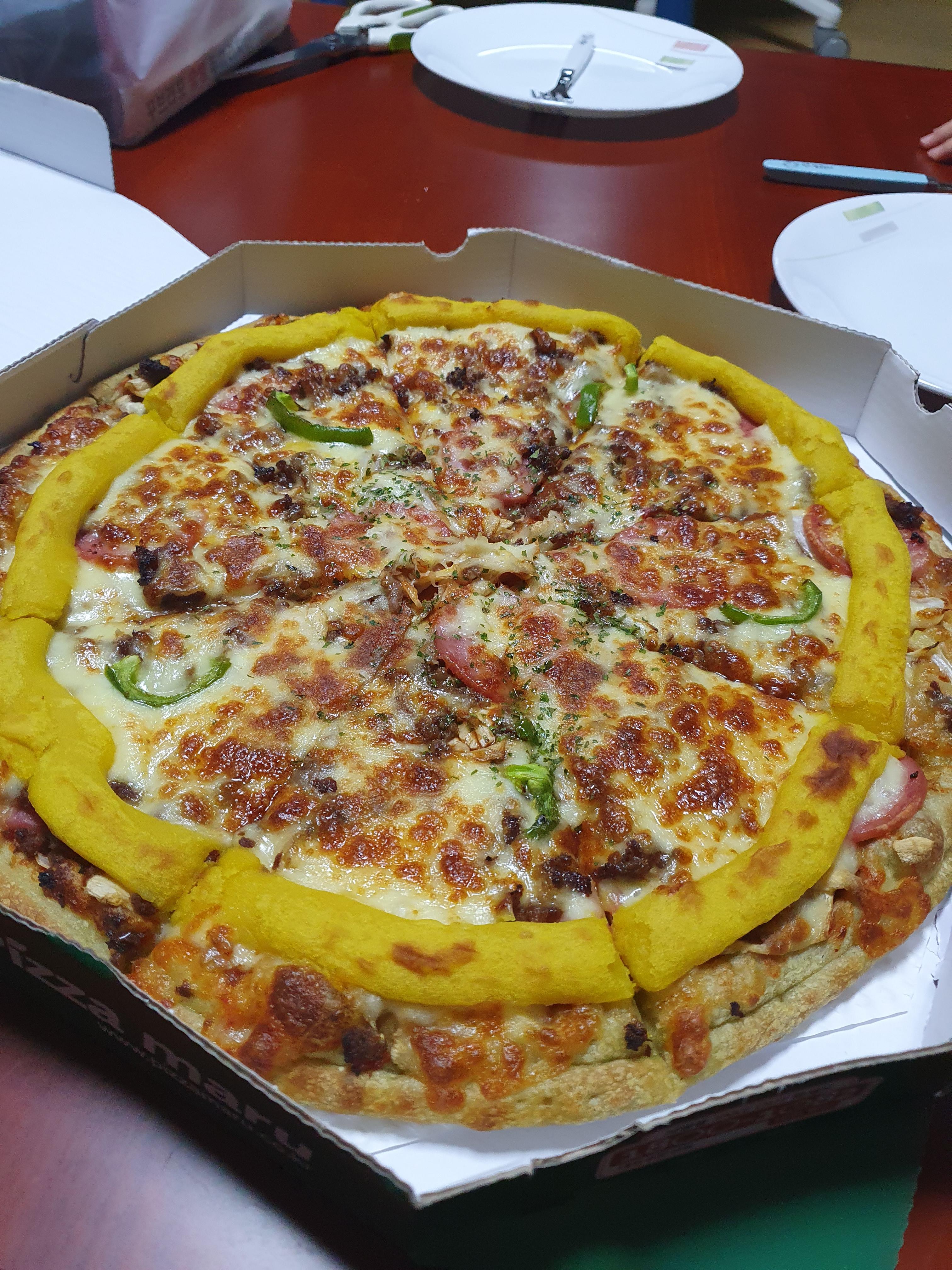 관저동 피자마루 몬스터불고기 피자 접사