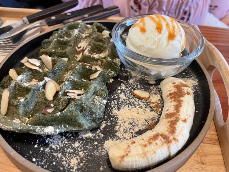 쑥절미와플