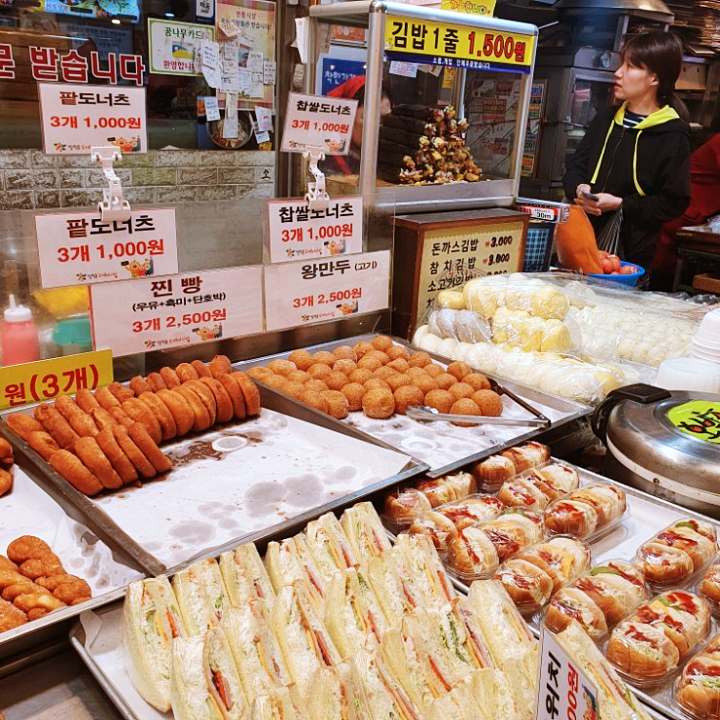진심 가득 건강 담은 맛 도봉구 도깨비시장 맛집 추천 생방송투데이 한결같은 사랑을 담은 30년 추억의 도넛 도너츠 꽈배기 왕만두 오늘방송 인생분식