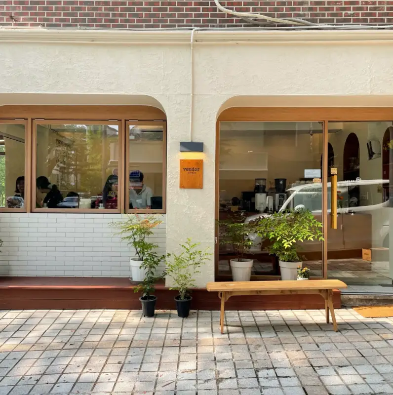 벤더커피-매장입구