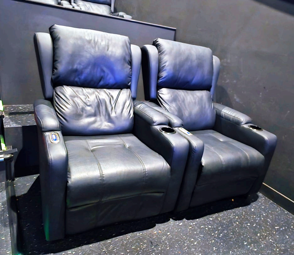 리클라이너 좌석