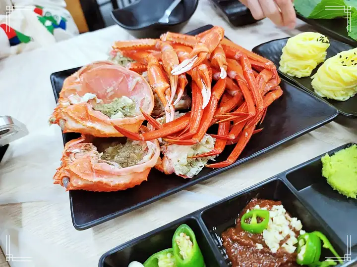 진심 가득 건강 담은 맛 강릉 경포대 강문해변 맛집 추천 생방송투데이 홍게 붉은 대게 속초 주문진 선주 직판 공수 물회 횟집 오늘방송 고수뎐