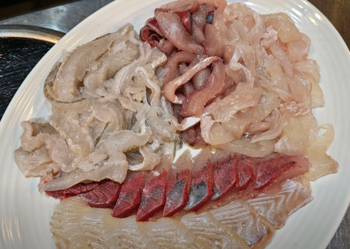 동부회센터 회 해산물 사진