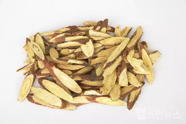 감초 사진