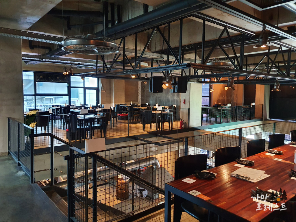 강남 비어룸 2층