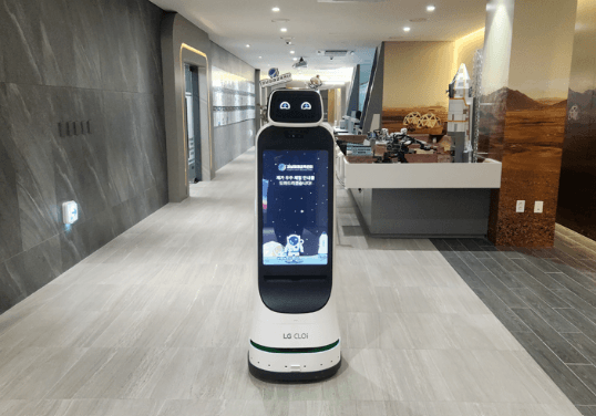 클로봇&#44; 두산 물류 인수! 로봇 대장주 등극