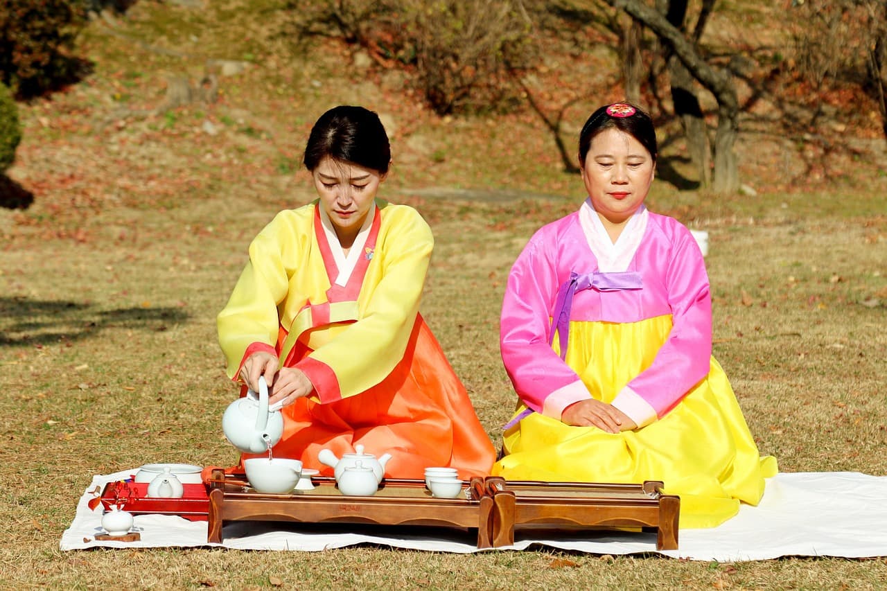 외국인이 해석한 한국의 의례와 일상: 결혼식부터 장례까지