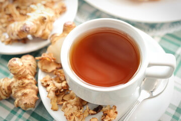 돼지감자 차 효능과 부작용, 돼지감자가 예전에는 돼지 먹이로 주거나 버려지는 식물이었다고 합니다.