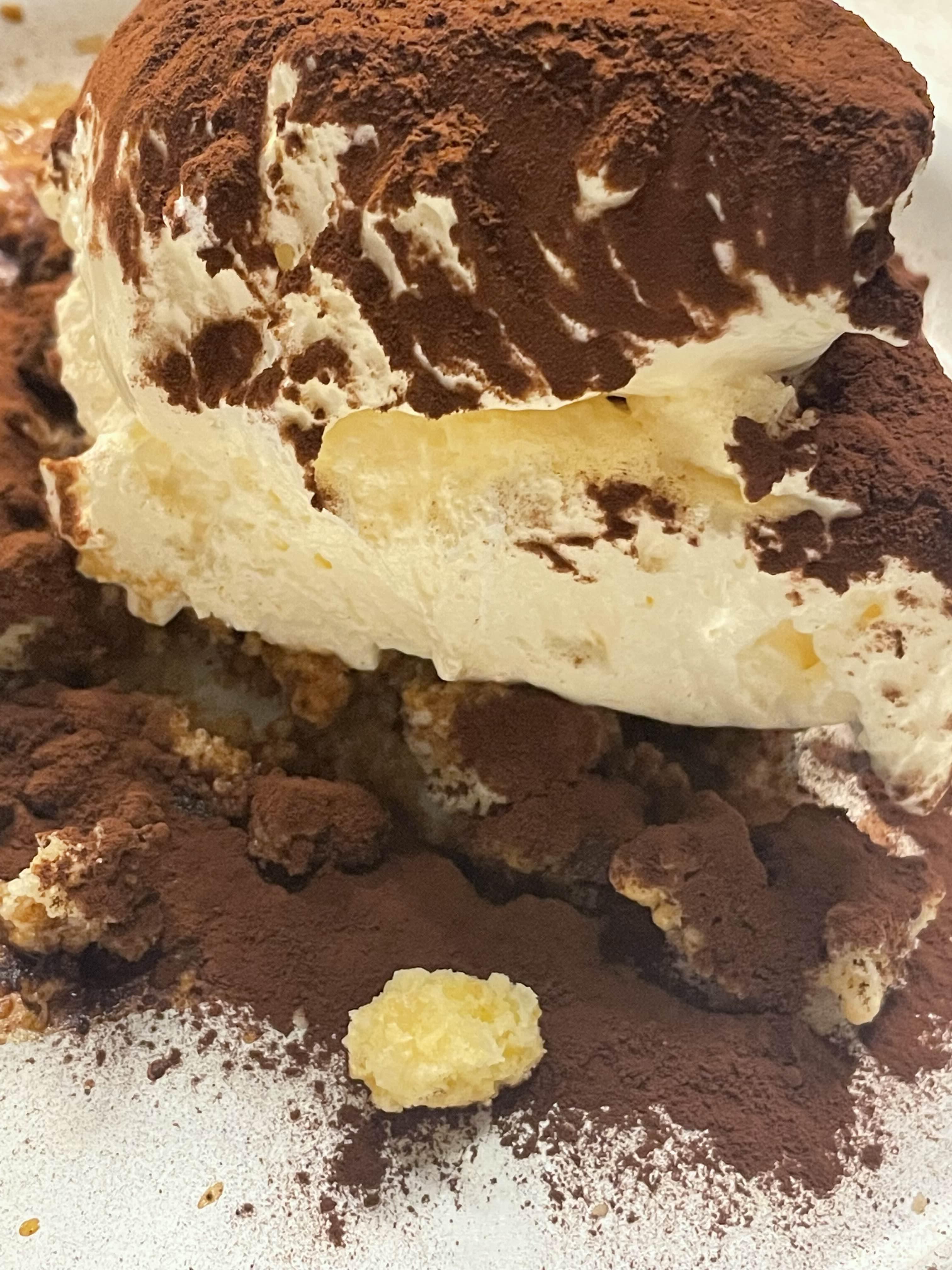 티라미수케이크 단면