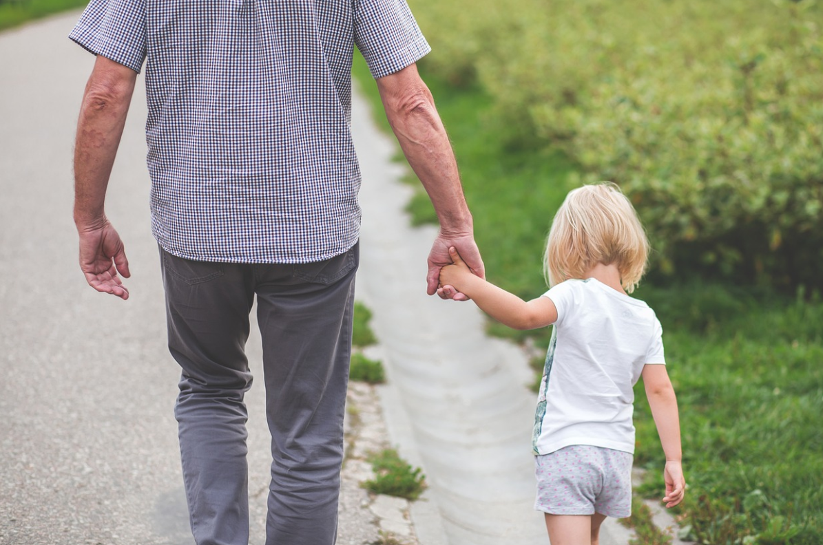 아이와 함께하는 여행에서 유용한 팁과 아이디어