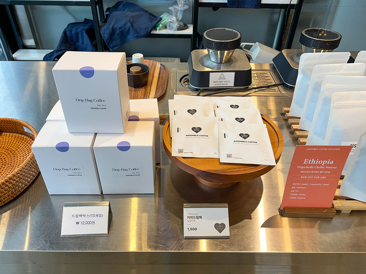 어셈블커피로스터즈 내부