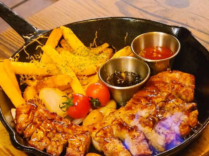 네모세모 천안 맛집 마초 삼겹 스테이크 스텔라 피자 맛있는 가게