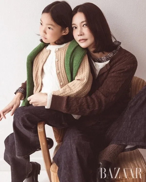 차예련 유튜브 채널과 연예계 활동 관련 이미지