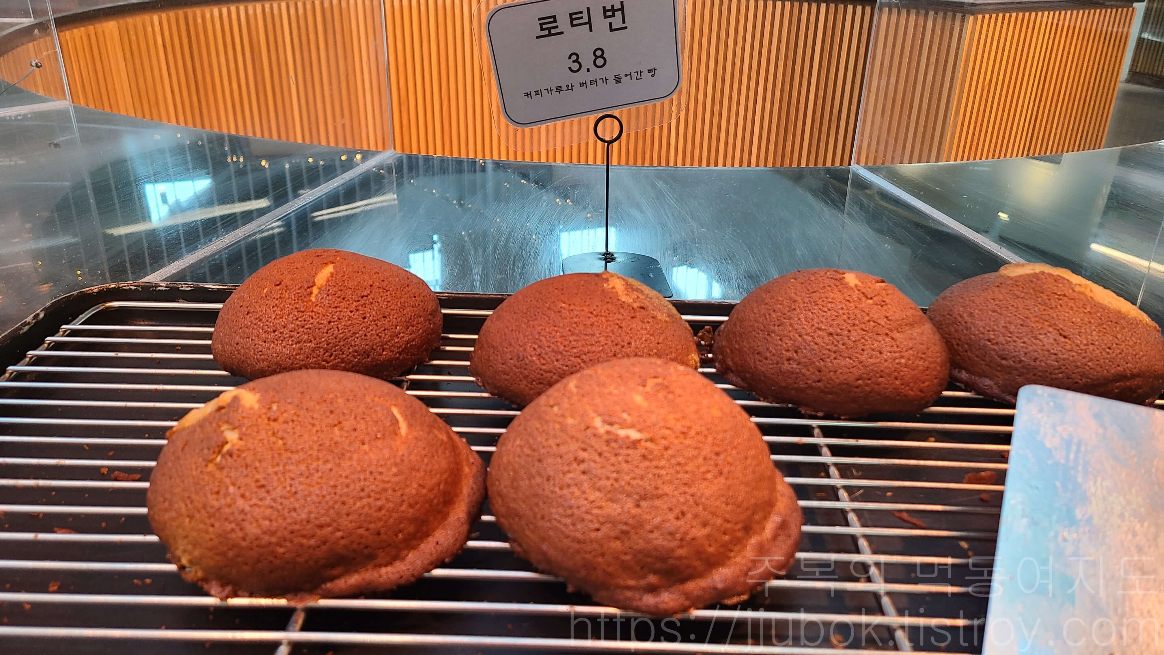 앤드-테라스-AND-TERRACE-파주점-베이커리-메뉴-7