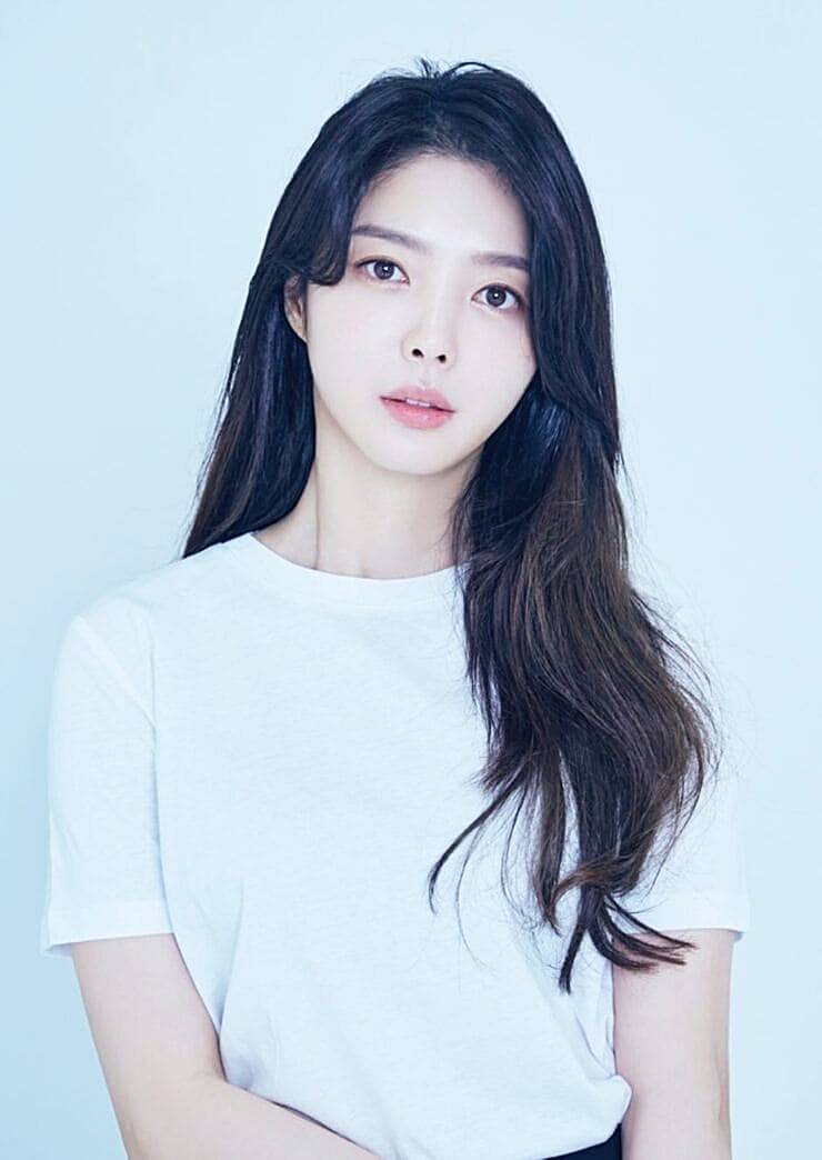 배우-엄현경